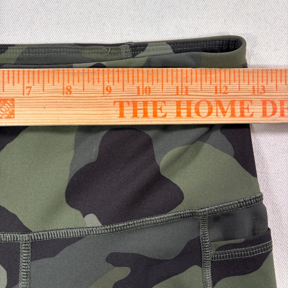 Old Navy Active Elevate Go-Dry Camo Leggings Women Medium Green High Rise Pocket - Picture 3 of 6